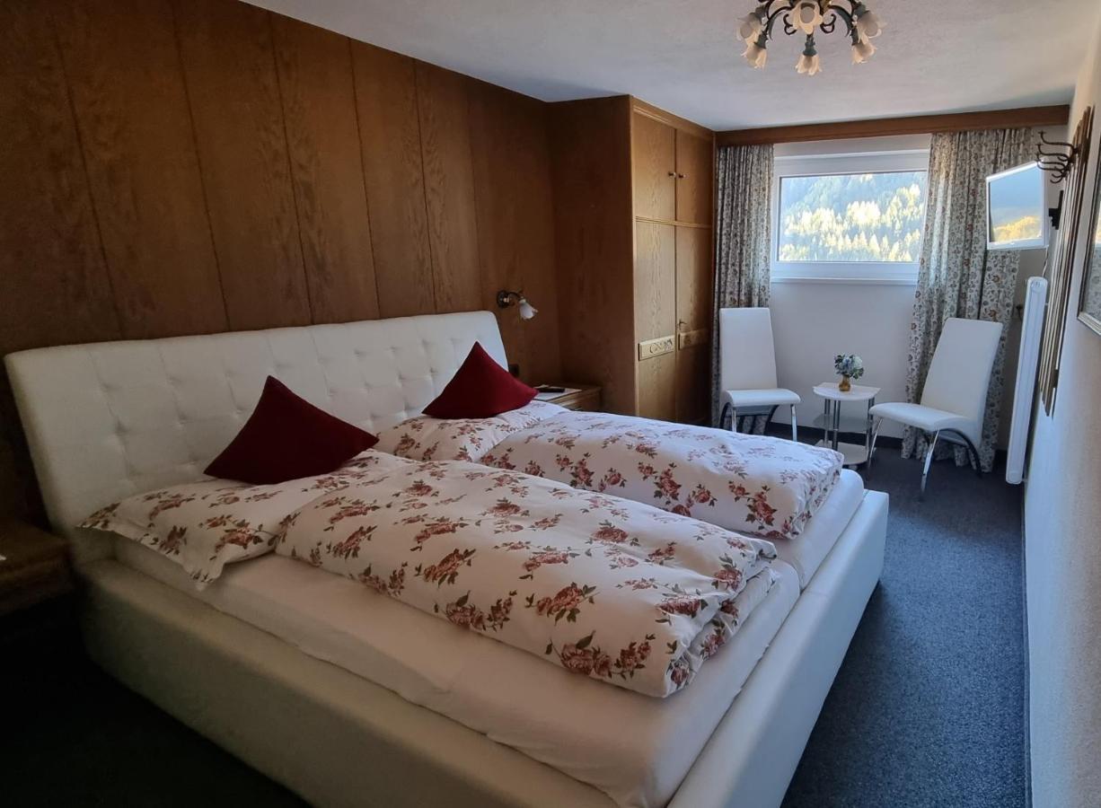 Hotel Garni Friedheim Санкт-Антон-ам-Арльберг Экстерьер фото