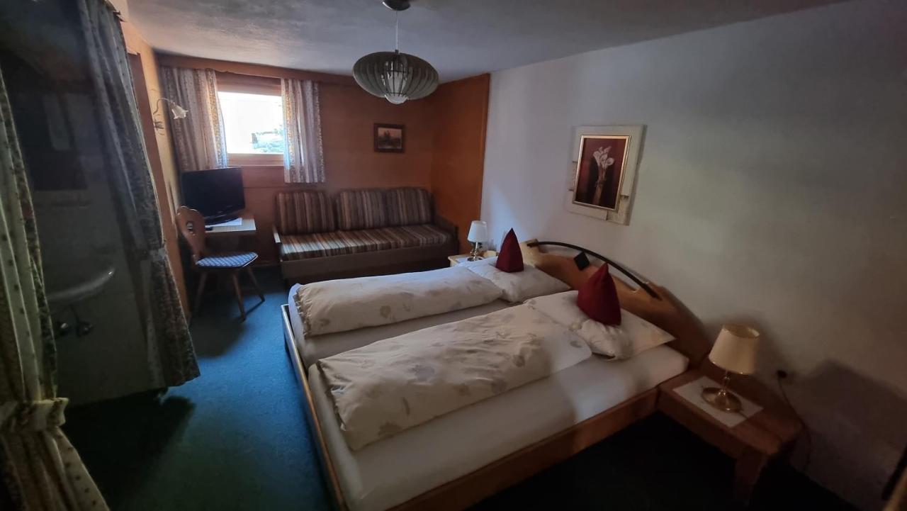 Hotel Garni Friedheim Санкт-Антон-ам-Арльберг Экстерьер фото